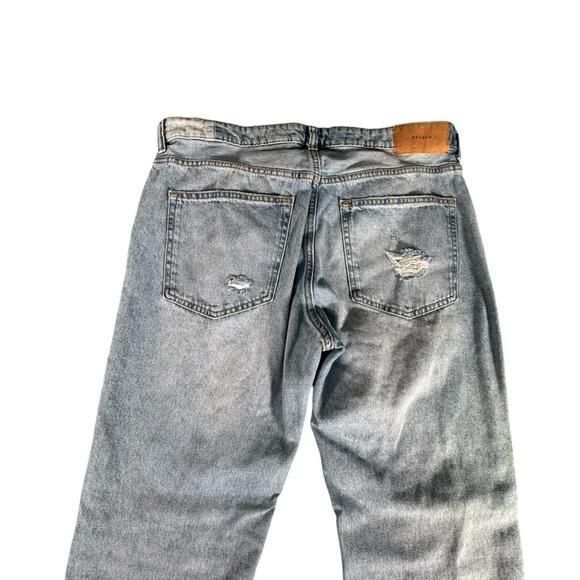H&M Boyfriend Distressed Jeans Women’s Size 12 Light Wash Ripped Button Fly - Picture 7 of 10